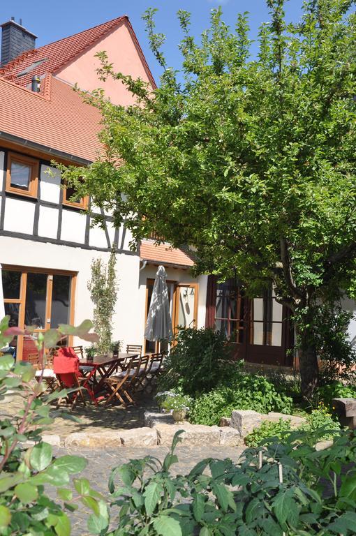 Gastezimmer Am Hof Франкфурт-на-Майні Екстер'єр фото